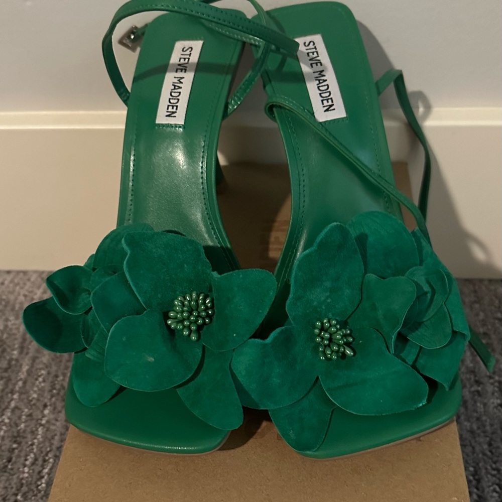 Steve Madden Amani Green Heels